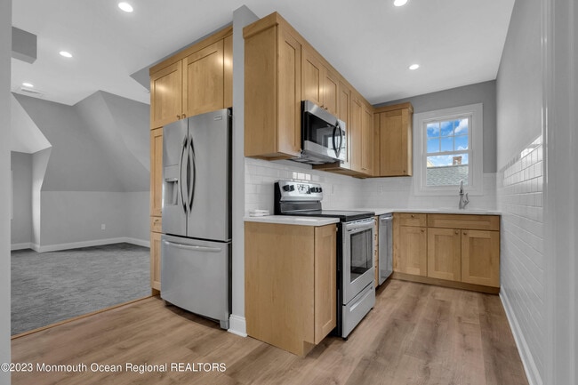 Photo - 223 Maple Ave Unidad 3