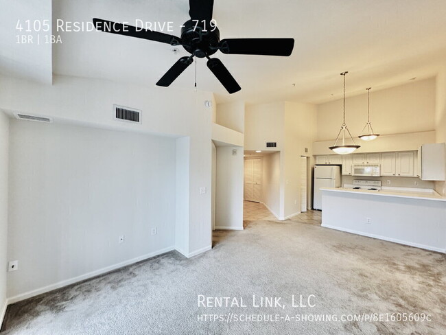 Building Photo - 4105 Residence Drive Unit 719