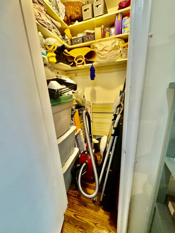Photo - 114 Stonelea Pl