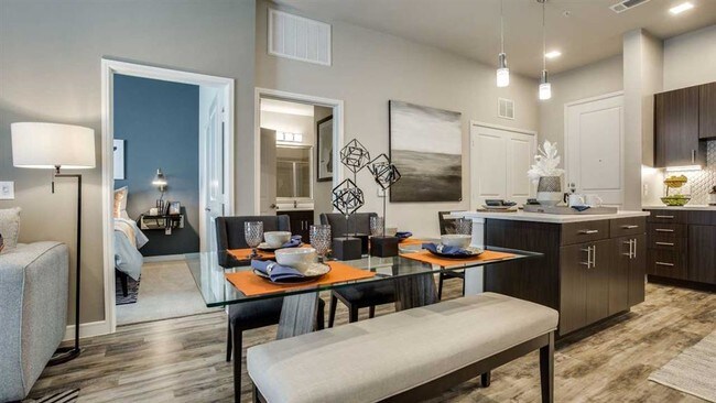 Spacious floor plans with lots of natural sunlight. - Junction at Galatyn Park Apartments