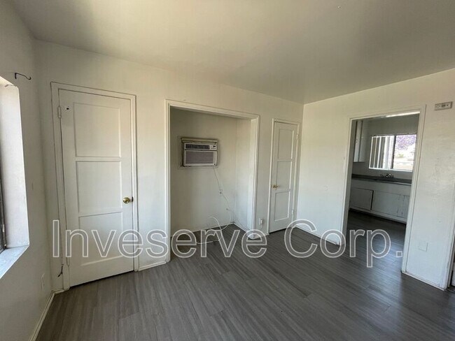 Photo - 1914 W Whittier Blvd Unidad #E