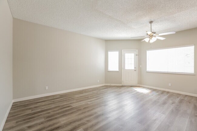 Photo - 7217 Chesterton Dr