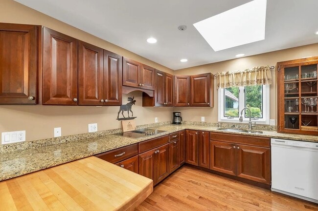 139 Long Bay Dr