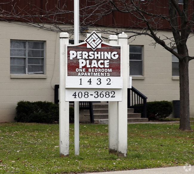 Pershing Place - Pershing Place