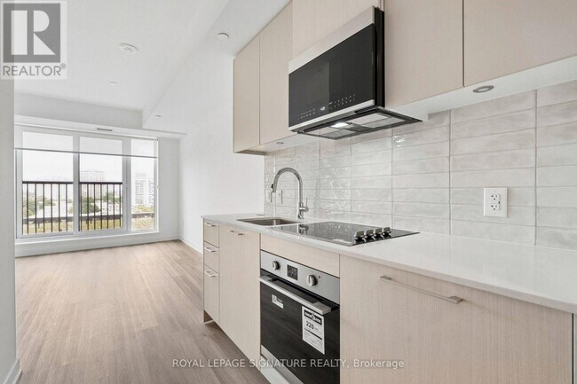 Photo - 10 Oak St Unit 701