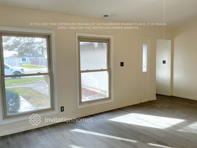 Photo - 2218 Jasmine Dr