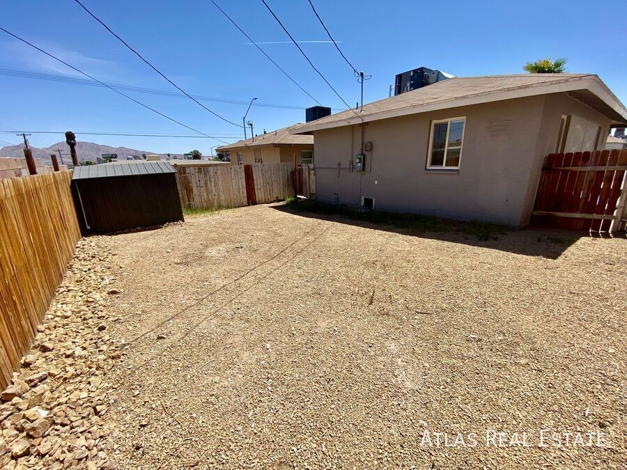Photo - 1641 Stewart Ave