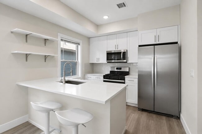Photo - 4805 Aschoff Pl