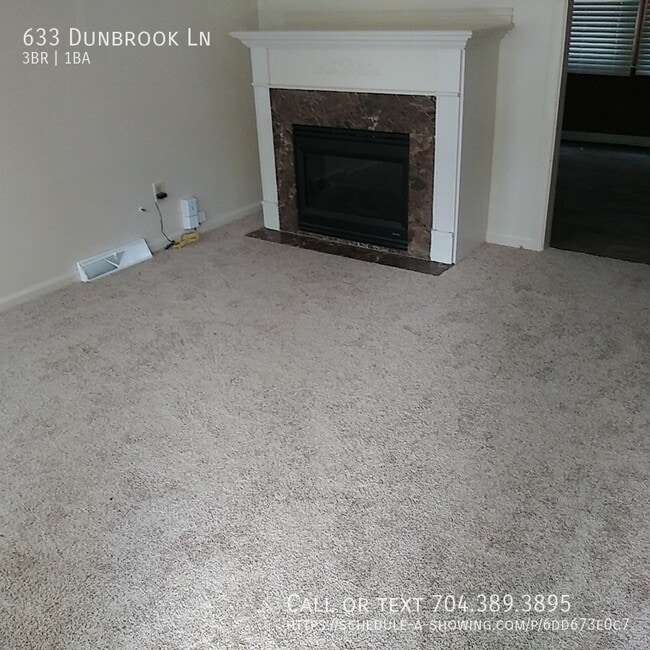 Photo - 633 Dunbrook Ln