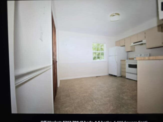 Photo - 6 Jadewood Ct