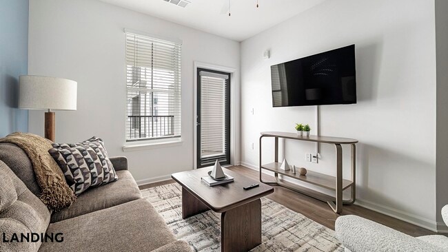 Photo - 2800 Milan Ct Unidad 3219