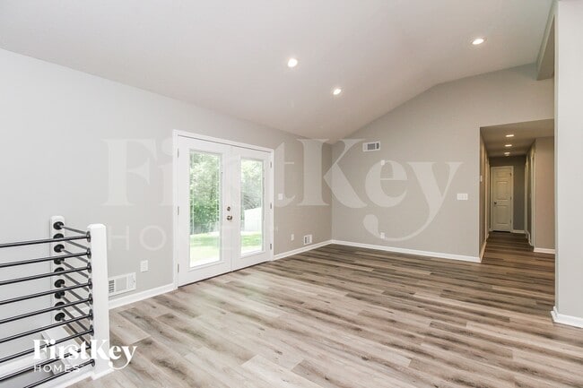 Photo - 429 Wilshire Blvd