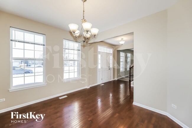 6641 Ayre Dr