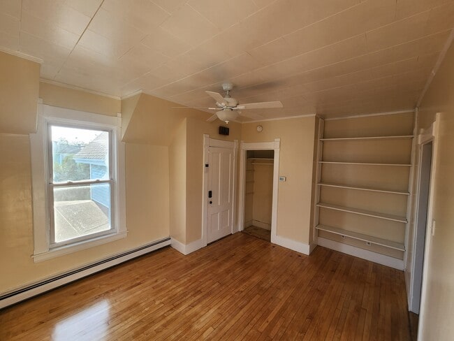 Photo - 735 Pine St Unit 2s