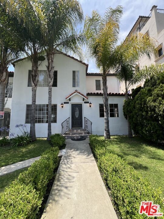 Building Photo - 153 N Hamilton Dr Rental