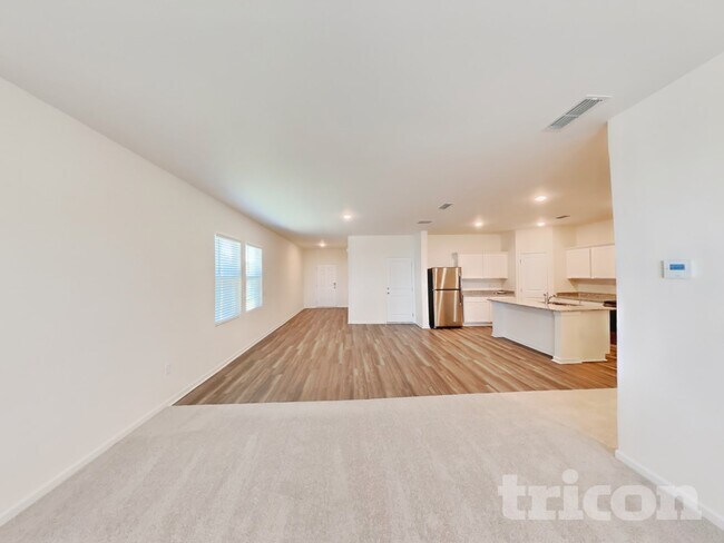 Photo - 306 Nasturtium Wy