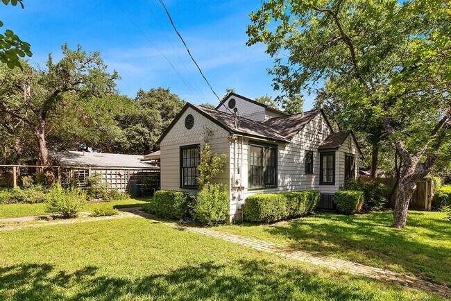 Photo - 1700 Virginia Ave