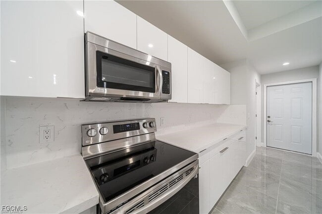 Photo - 317 NW 13th Terrace