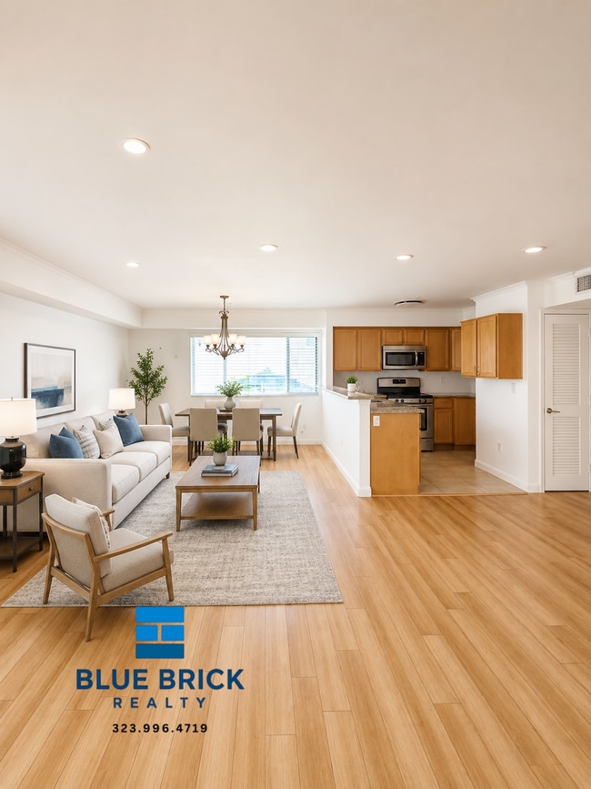 Building Photo - 13623 Sherman Way Unit 206