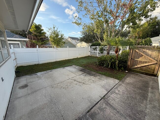Photo - 474 30th Ave N