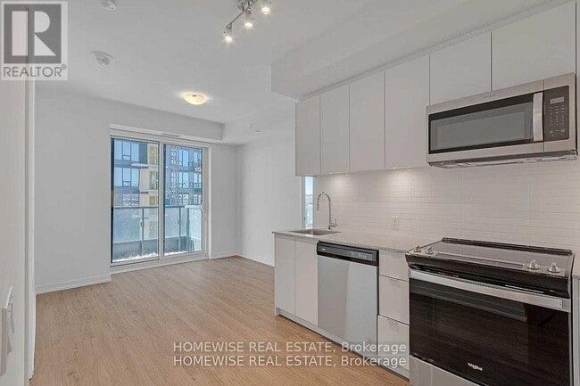 Photo - 8868 Yonge St Unit 1011E