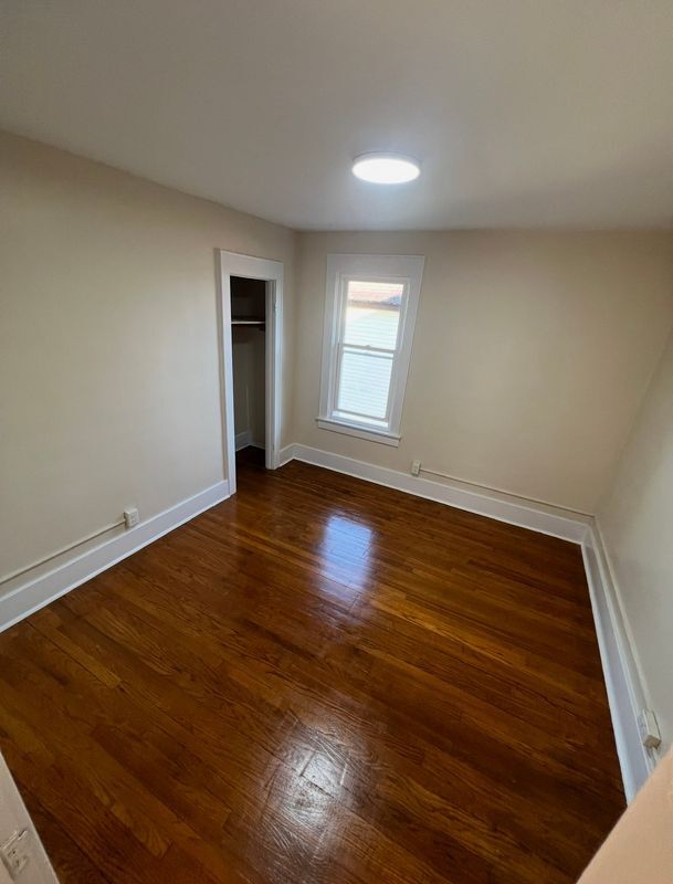 808 Waverly Pl Unit 2