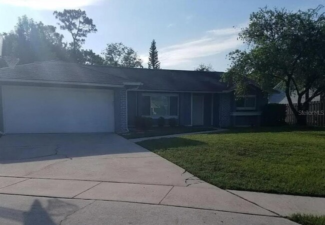 Building Photo - 2213 Excalibur Dr Rental