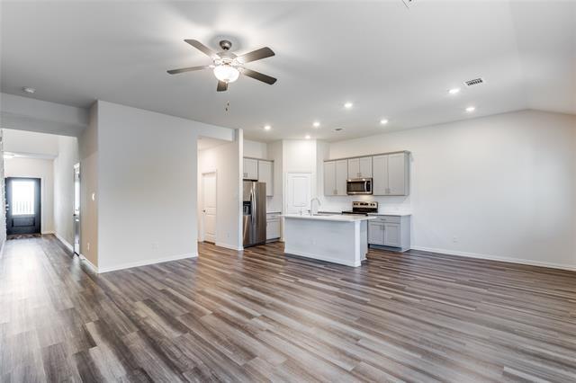 Photo - 226 Stonebrook Trl