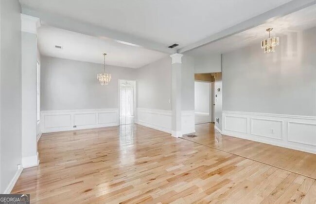 2005 Maple Ridge Ct NW