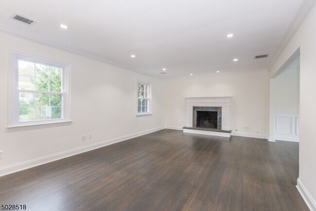 Photo - 56 Woodmont Rd