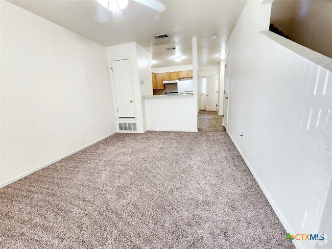 Building Photo - 4301 Alan Kent Dr Unit C Rental