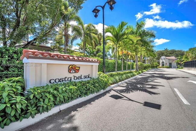 Building Photo - 3825 Estepona Ave Unit 11D5
