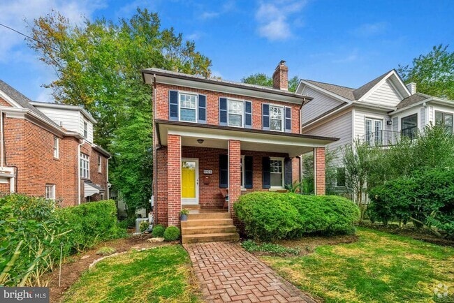 Building Photo - 5923 33rd St NW Rental