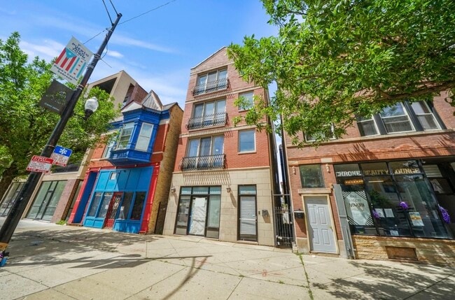 Photo - 2508 W Division St Unidad 2508 W Division St Rental
