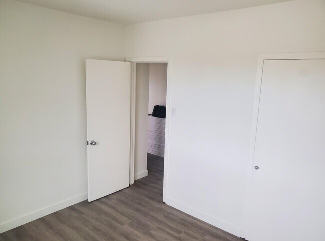 Photo - Park Lane Apartments