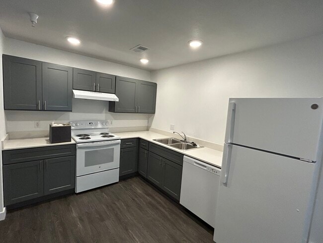 Kitchen - Hughes Station