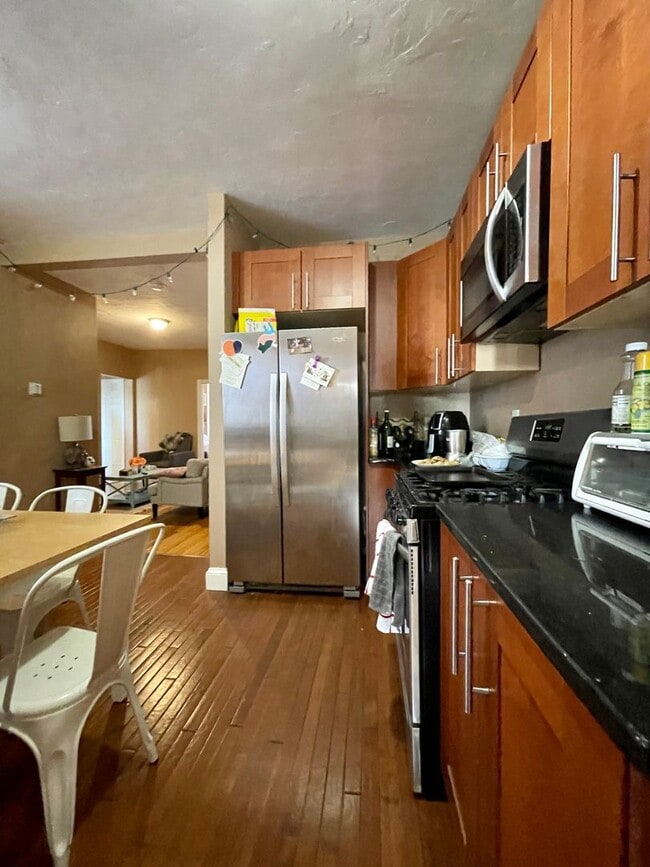 Photo - AWESOME ALLSTON 5 BED/2 BATH FOR 9/1/2026