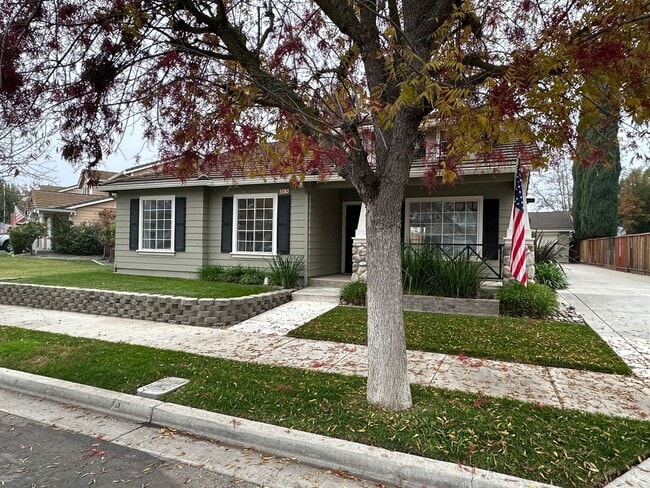 Photo - Gorgeous Remodeled Single Story in Brentwood