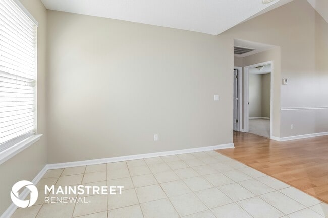 Photo - 330 Needham Blvd