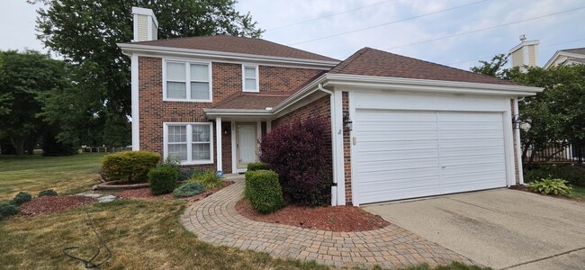 Building Photo - 380 Huntington Ct