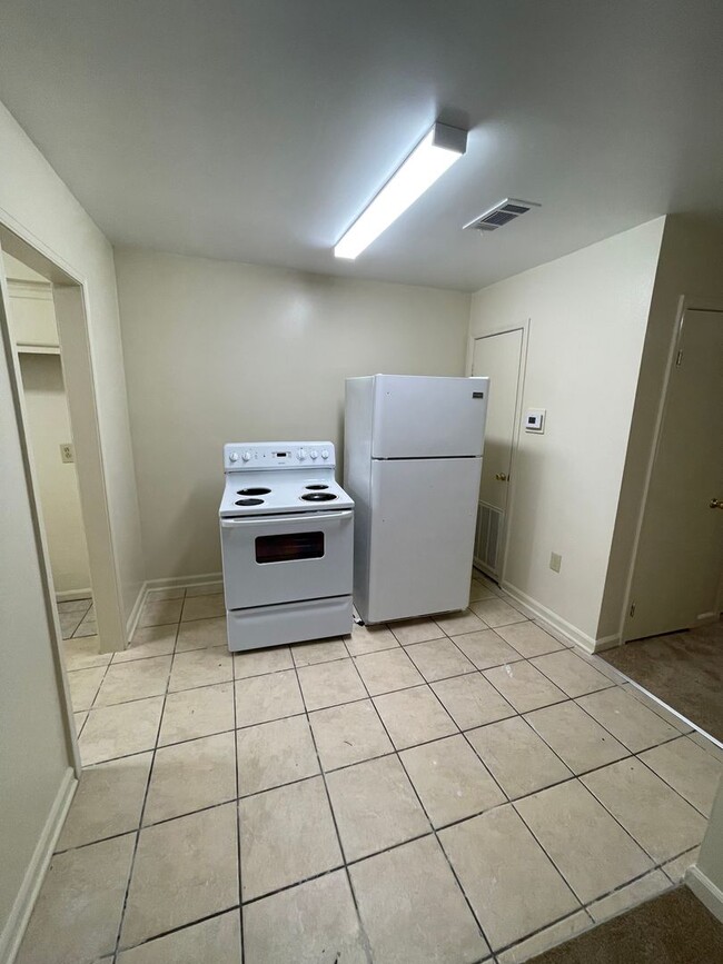 Photo - 8154-8156 Jefferson Park Unit 8154
