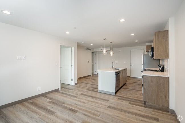 Lemont 1BR, 1BA - 730SF