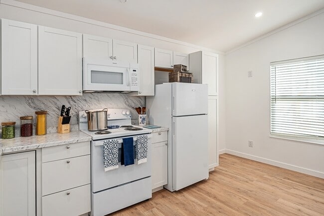 Photo - 720 Pritchett Ln