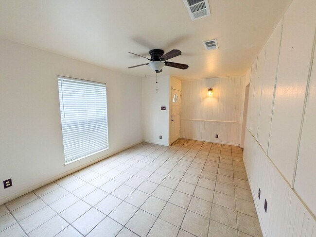 Photo - 9225 Shepherd Dr