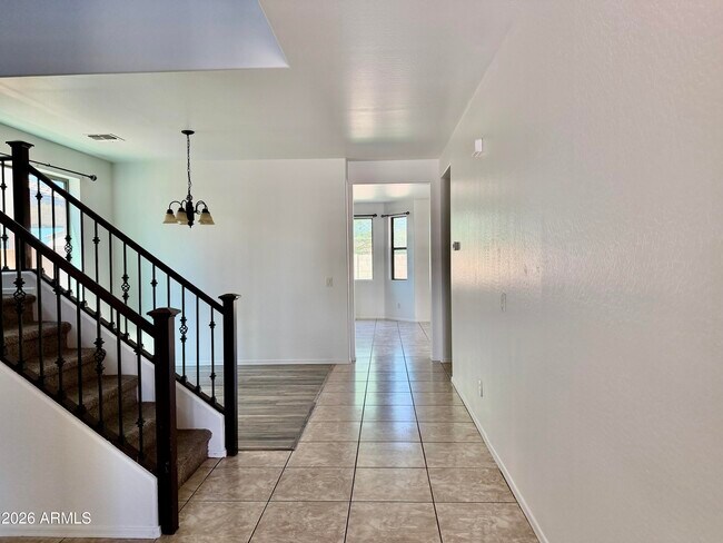 Photo - 3340 S Sunland Dr