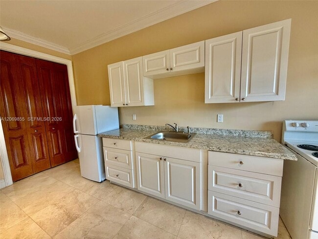 Photo - 7449 SW 104th St Unidad .