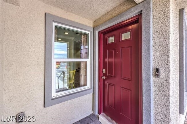 Building Photo - 9114 Hitmaker St Rental