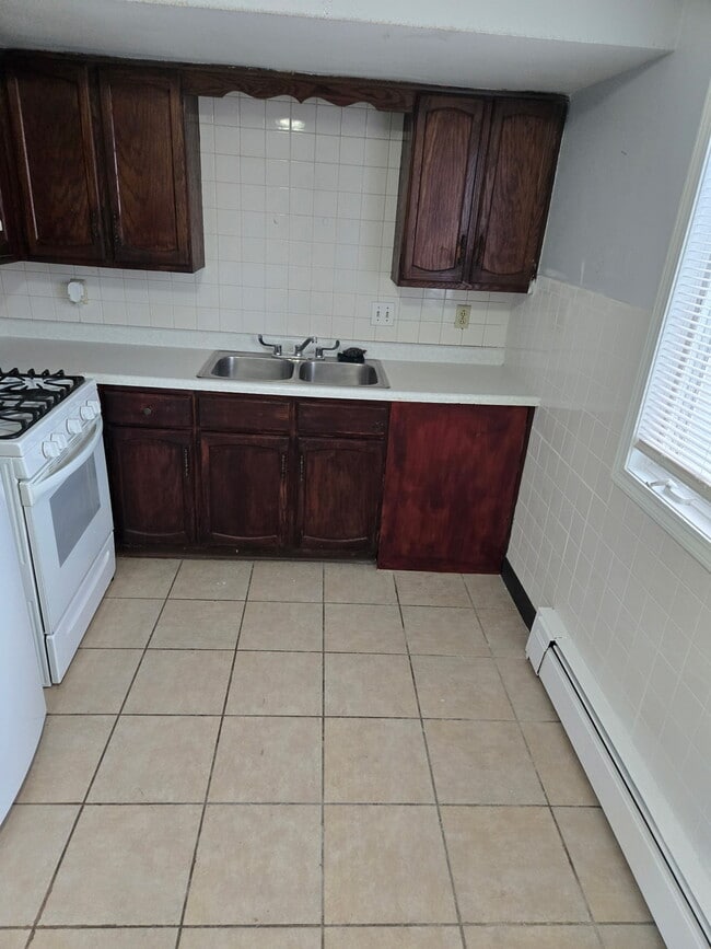 Photo - 8250 Southern Blvd