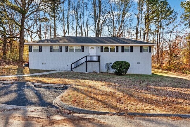 Building Photo - 7 Roper Dr Unit B