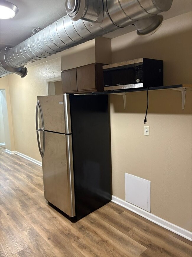 Photo - 1471 Main St Unit 1471 Main St - Apt 6